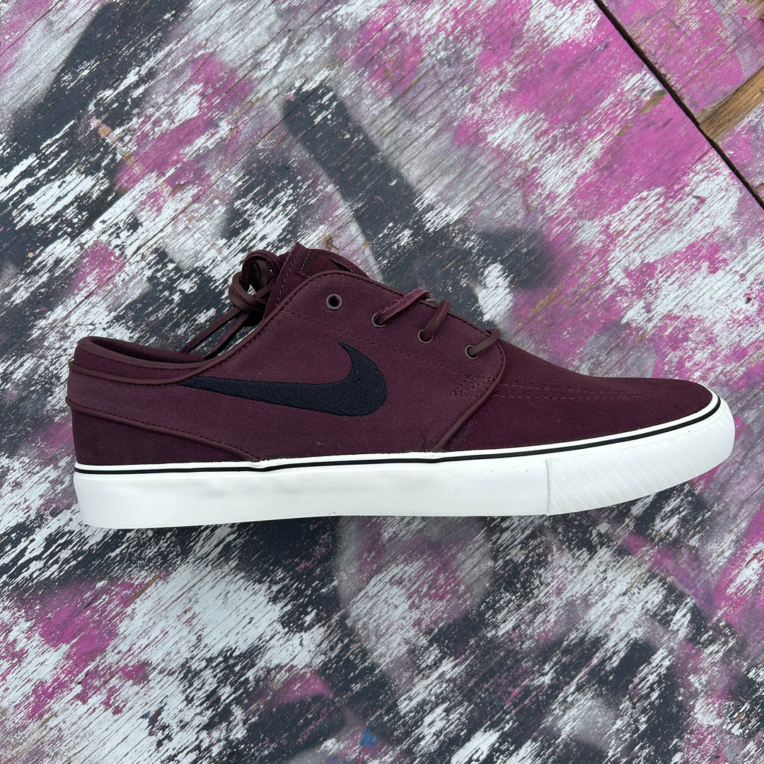 Nike SB Zoom Janoski OG burgundy Change